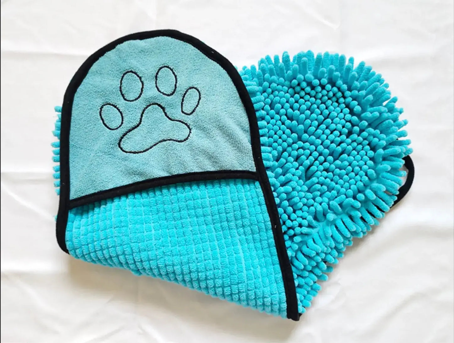 Transform Bath Time with Archie'S Dirty Dog Shammy - The Ultimate Quick-Dry Towel for Your Furry Friend