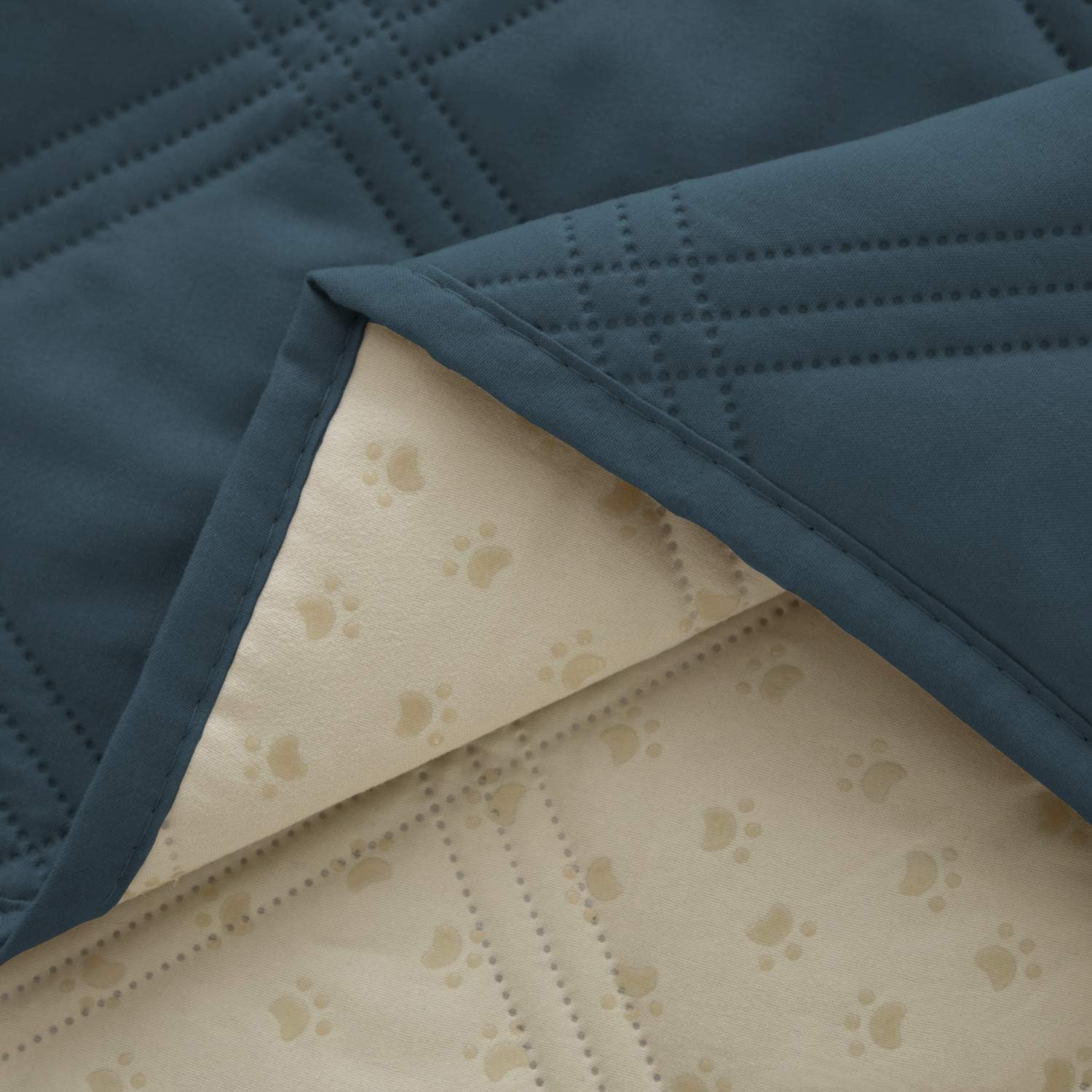 Premium Waterproof Dog Bed Cover and Pet Blanket with Anti-Slip Backing for Ultimate Furniture Protection