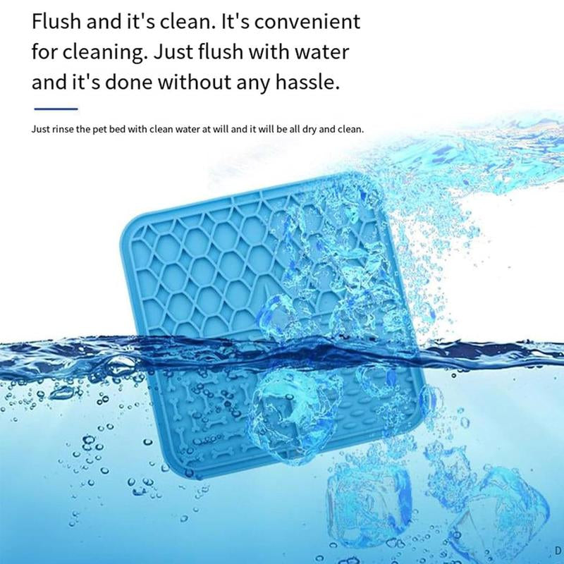 Transform Mealtime into Fun with Our Non-Slip Silicone Dog Licking Mat – Perfect for Dogs & Cats!