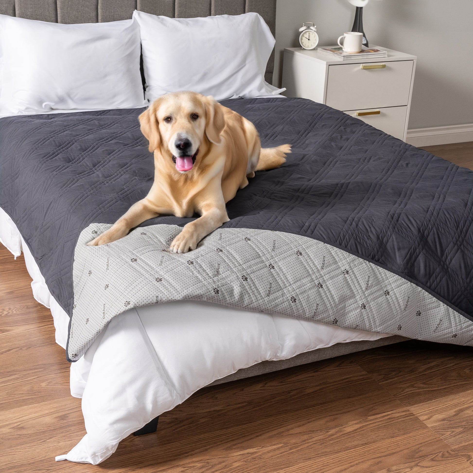 Ultimate Waterproof Reversible Couch Cover for Pets - Protect Your Furniture in Style with This 102"x82" Beige Blanket