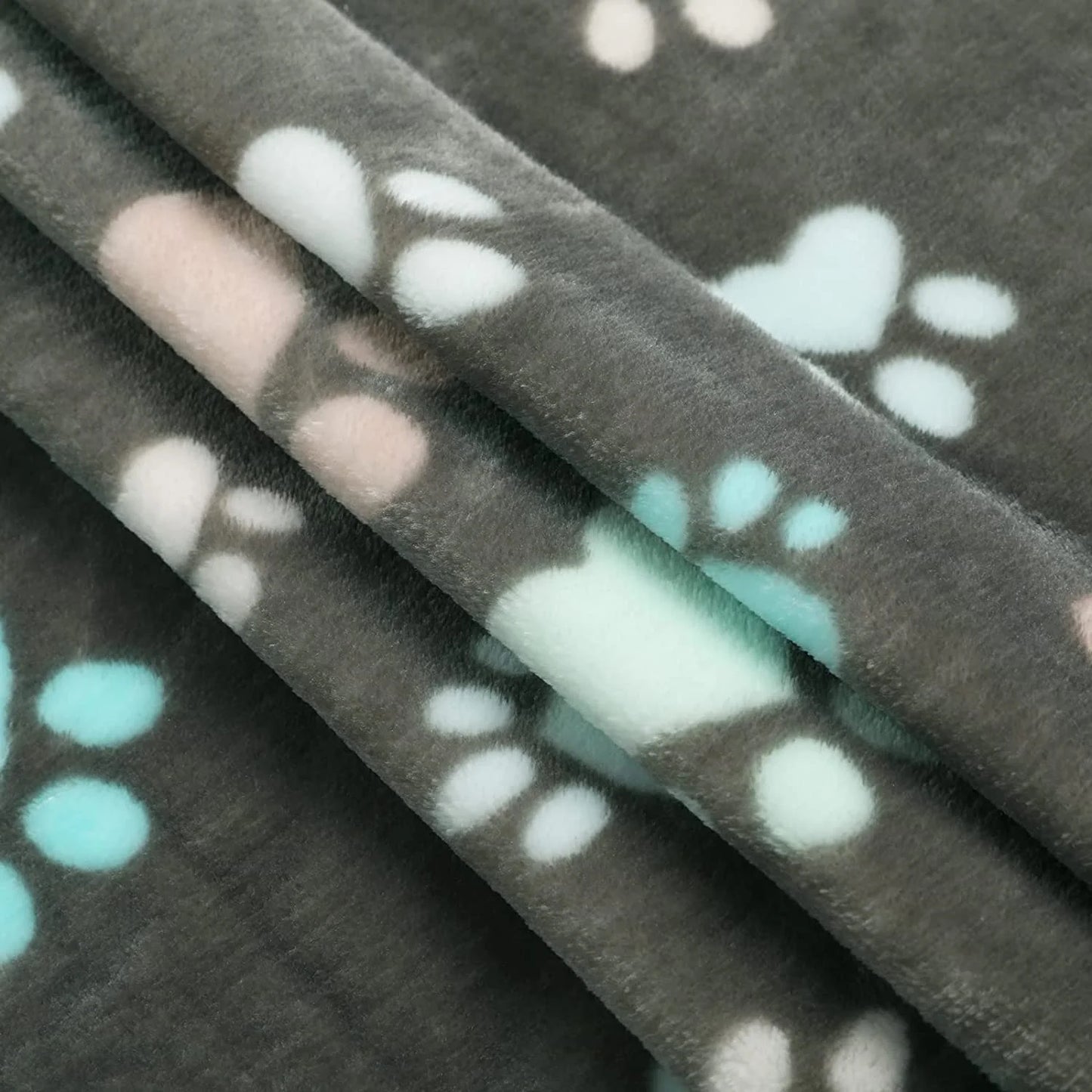 Cozy Up Your Furry Friend with 3 Pack of Super Soft Fluffy Pet Blankets - Premium Fleece Throw for Dogs and Cats, Perfect for Travel and Comfort!